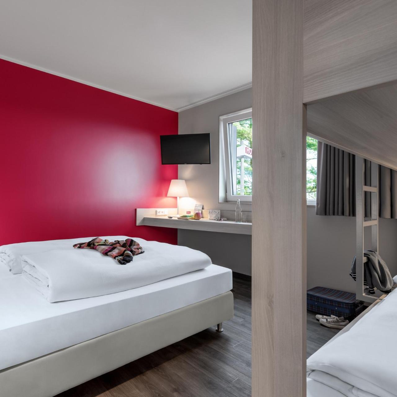 Serways Hotel Lueneburger Heide West Биспинген Экстерьер фото